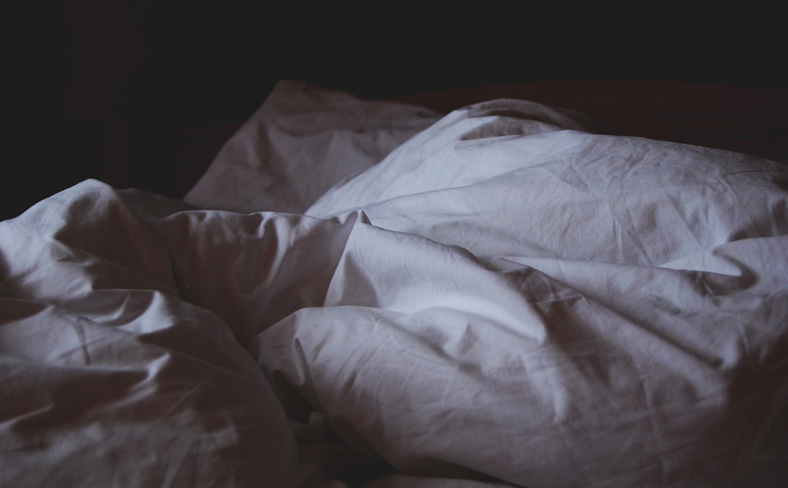 Closeup photo of white blanket