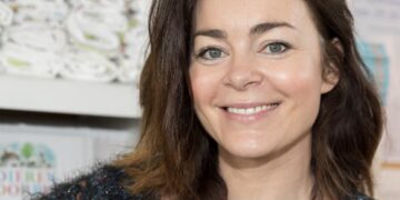 Flinke blunder voor Kim-Lian van der Meij: ”Kijk nou! Jezus Mina”