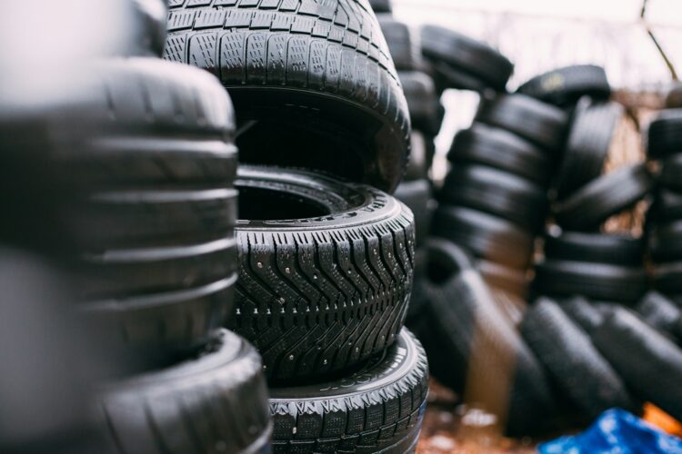 Piles of car tires