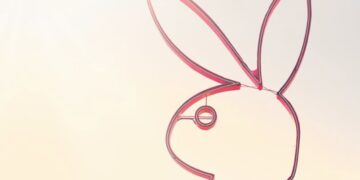 Zien we deze bekende Nederlandse realityster binnenkort in de Playboy?