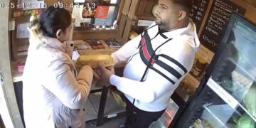 Zien: brutale diefstal bij boerderijwinkel… Verkeerde camera gesloopt, winkel leeggeroofd