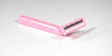 shave, shaver, razor blade, shaving, shave, shaver, razor blade, shaving, shaving, shaving, shaving, shaving