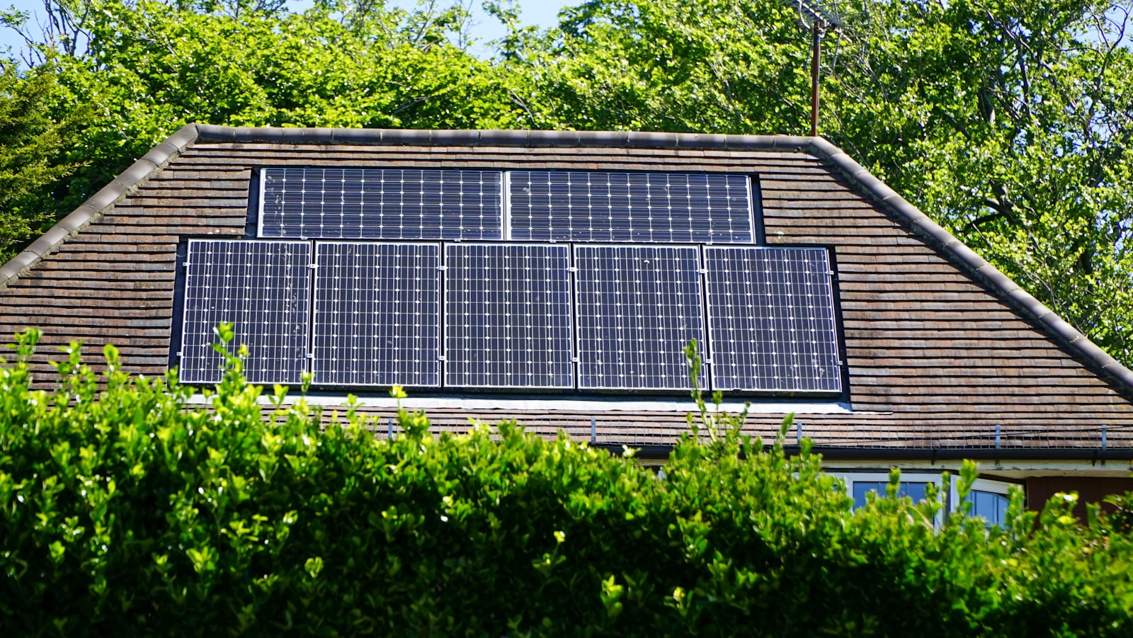 A building with solar panels