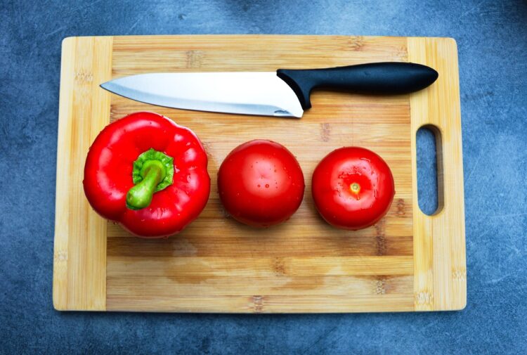 Pepper tomatoes cutting board knife vegetables food preparation slicing food healthy cutting board cutting board cutting board cutting board cutting board