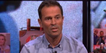 Onze gedachten zijn momenteel bij scheidsrechter Bas Nijhuis (49)