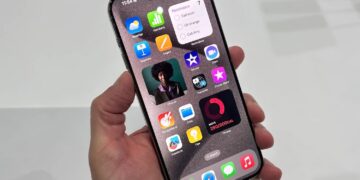 Apple slaat alarm over het ’s nachts opladen van je iPhone. “Doe dit absoluut niet.”