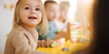 Dit kost een kind écht per maand (en niemand praat erover)