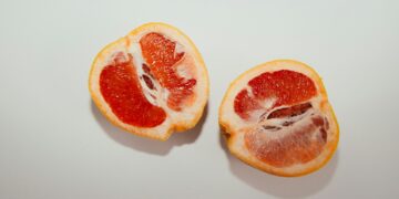 sliced blood lemon