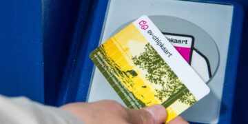 Ov-chipkaart verdwijnt binnenkort: ‘Doe dit nu voordat het te laat is’