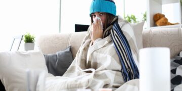 Griepepidemie is officieel begonnen, dit zijn de signalen waar je op moet letten!