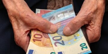 Geld verdienen na je pensioen: de 7 leukste banen voor ouderen waarmee je extra kunt verdienen