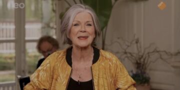 Onze gedachten zijn momenteel bij Lenny Kuhr (75)