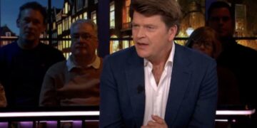 Beau van Erven Dorens doet een boekje open over einde RTL Tonight