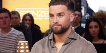 Donny Roelvink onder vuur na bijzondere beslissing: ‘achterlijke onbenul’