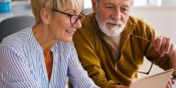 Geen tijd, zin of kennis om zelf je belastingaangifte te doen? Dit kost het om het door een boekhouder te laten doen