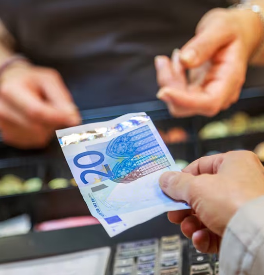 contant geld - Info Vandaag