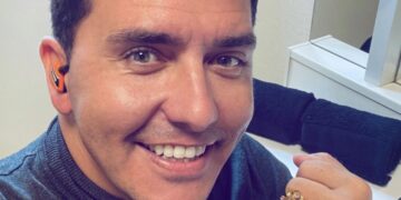 Net binnen: familielid doet boekje open over liefdesrelatie van Jan Smit en Corine