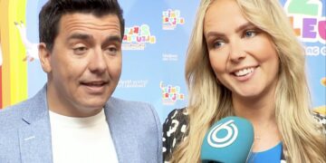 Heftig: Monique Smit doet voor het eerste boekje open over haar jeugd met Jan Smit. ‘Alles draaide om Jan’