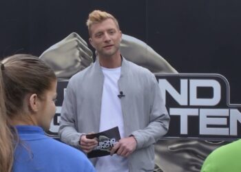 ‘De Bondgenoten’ kijkers zeggen allemaal  hetzelfde: “Jan Versteegh is deze bondgenoot helemaal zat”