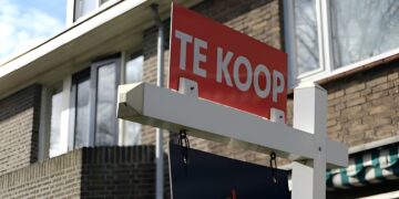 Dit bedrag komt Jan Modaal tekort voor een gemiddelde koopwoning