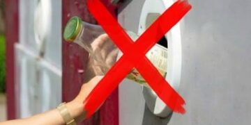 Aha: wijnglazen mogen dus NIET in de openbare glasbak worden weggegooid (en déze 6 glassoorten ook niet)