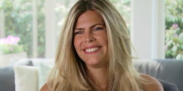 Ongepaste video van Kim Kötter uit Oeganda gaat viraal en de reacties zijn vernietigend