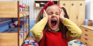 Dit zijn de fysieke gevolgen van stress bij kinderen die jaren later pas naar voren komen