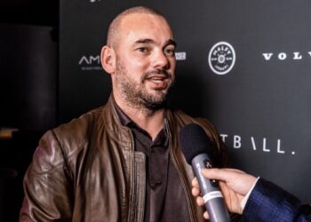 Wesley Sneijder doet een boekje open over het gemis dat nog steeds elke dag voelbaar is…