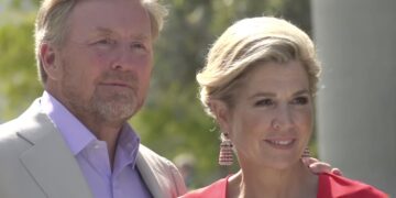 Gedrag Willem-Alexander en Máxima onder vuur: ‘Zijn wij strónt?!’