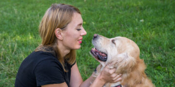 Iedereen doet dit zonder het te merken bij honden en dit is de invloed ervan