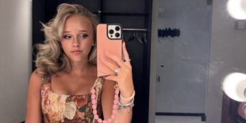 Emma Kok (18) doet voor het eerst boekje open over Ali B. als haar coach bij The Voice Kids