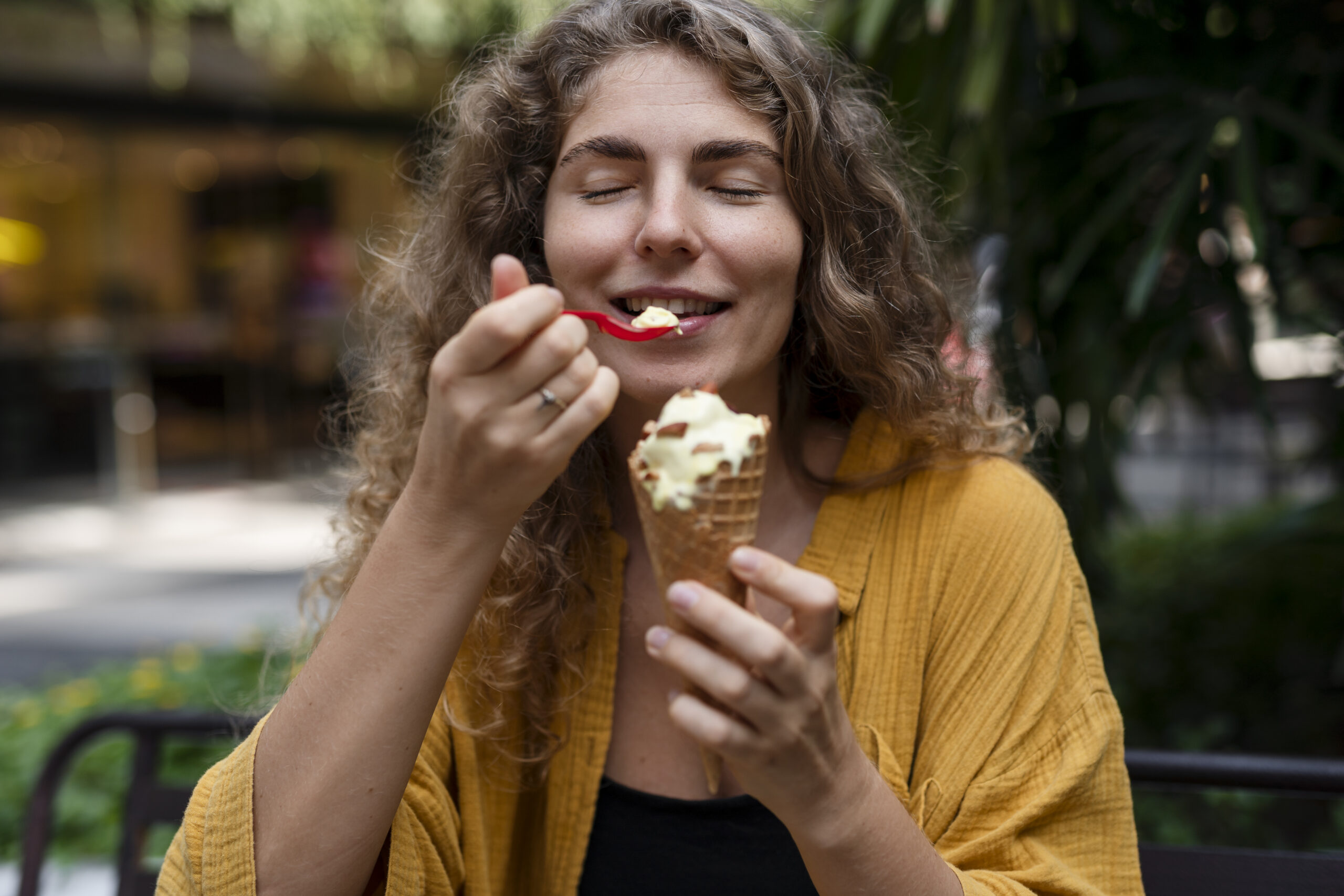Feit of fabel: koel je wel echt af van het eten van ijsjes?