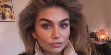 Iedereen zegt hetzelfde over ‘nieuw’ uiterlijk Roxeanne Hazes (33)
