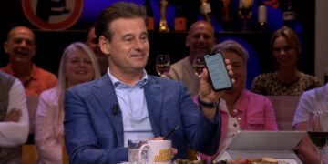 ZIEN: Wilfred Genee betrapt op vreemdgaan met 26 jaar jongere vrouw